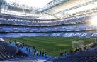 Aspecto que mostraba el interior del Santiago Bernabéu una hora antes del inicio del choque