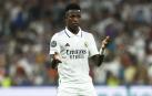 Vinicius se lamenta de uno de los errores durante el partido contra el Shakhtar