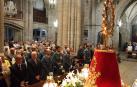 Vecinos y autoridades de Sangüesa y la comarca, durante la misa baturra en Santa María la Real