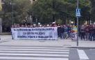 Los agentes recibieron a Remírez con gritos de "consejero, dimisión"