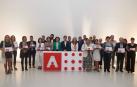 Galardonados, autoridades y organizadores, ayer en Baluarte. Como novedad este año, la ciudadanía ha participado a través de una votación popular en la elección entre las candidaturas presentadas
