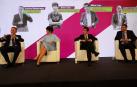 Intervinientes en la presentación del Informe de Economía de Navarra 2021. De izquierda a derecha: Joseba Madariaga, director del departamento de Estudios de Laboral Kutxa; Elma Saiz, consejera de Economía de Navarra; Mikel Irujo, consejero de Desarrollo Económico de Navarra y Javier Cortajarena, director territorial de la entidad financiera.