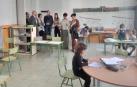 Un momento de la visita de los parlamentarios al Colegio Público de San Francisco, en el Casco Viejo de Pamplona