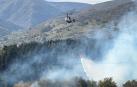 Un helicóptero trata de apagar el incendio forestal en Arenas de Iguña

EUROPA PRESS

29/10/2022