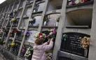 Fotos del día de Todos los Santos en el cementerio de Pamplona.