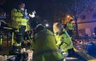Los servicios de emergencia atienden a uno de los heridos en Madrid