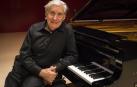 El veterano pianista bilbaíno Javier Achúcarro ofrece esta tarde un concierto en Baluarte.