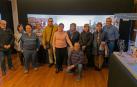 Parte de los integrantes de la Asociación de Belenistas de Tierra Estella el día de la inauguración oficial de la exposición en la casa de cultura