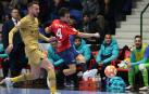 El cierre de Osasuna Magna Toni dispara de primeras ante el ala del Barça Sergio González