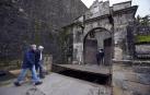 Este lunes se ha realizado la prueba de los engranajes, cadenas y tablero del puente levadizo del Portal de Francia, de cara a la llegada de la Cabalgata de Reyes a Pamplona, el próximo 5 de enero.