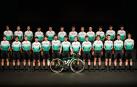 La plantilla del Caja Rural-Alea, de la categoría elite y sub 23 para la temporada 2023 ayer en Baluarte