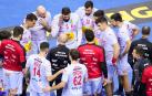 Jordi Ribera da instrucciones a sus jugadores en el partido del Mundial ante Chile