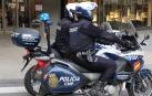 Imagen de archivo de dos agentes de la Policía Nacional