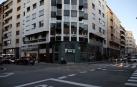 En los años 70 se construyó en el solar del chalet un edificio de viviendas que hace esquina con la calle Navarro Villoslada