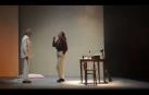 Coincidiendo con el centenario de la primera visita de Ernest Hemingway a Pamplona, el Teatro Gayarre estrena este jueves la obra teatral 'Hemingway', que se adentra en la esfera humana “más desconocida” del Premio Nobel de Literatura, descubriendo los "claroscuros" de su intensa vida.