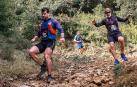 Un grupo de participantes en la Jurramendi Trail Montejurra del pasado año, durante un descenso.