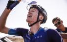 Matteo Jorgenson se refresca después de conseguir la victoria en Omán.
