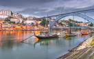 Vista espectacular de la preciosa Oporto en Portugal.