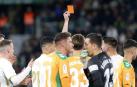 El colegiado Iglesias Villanueva expulsa a Lisandro Magallán, del Elche