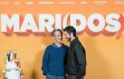 Los actores Ernesto Alterio (i) y Paco León (d), posan en un photocall previo a una entrevista por el estreno de la película 'Mari (dos)'