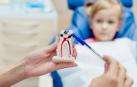 Algunos de los factores de riesgo asociados a la presencia de caries también contribuyen a enfermar las encías