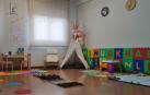 Descalcines ofrece asesoramiento sobre el tipo de calzado más adecuado para la forma del pie de cada niño (siempre que se trate de un pie sin patología) y charlas y talleres en Escuelas Infantiles u otros espacios destinados a las familias.