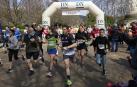 Fotos de la carrera solidaria en Pamplona organizada por la ONG Alboan.