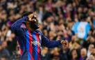 El centrocampista costamarfileño del FC Barcelona, Franck Kessié, celebra el segundo gol del equipo blaugrana