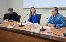 De Izda a dcha: Ruben Lasheras, profesor investigador de la UPNA; Andrea Guiñón, socióloga del INJ; y Josu Laguardia, jefe de la Sección de Acciones Transversales y Observatorio joven del INJ