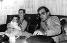 Alicia Martinicorena y Ramón Arozarena, con su hijo Íñigo