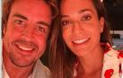 Fernando Alonso y Andrea Schlager, en una foto del perfil de Instagram del piloto