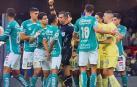 El colegiado mexicano Fernando Hernández, sancionado con 12 partidos por su rodillazo a un jugador del León