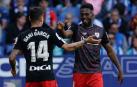 Dani García e Iñaki Williams durante el encuentro contra el Espanyol