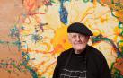 El fallecido John Olsen en el estudio de su vivienda en 2016