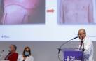 El jefe de Servicio de Cirugía Torácica y Trasplante Pulmonar de Vall d'Hebron, Albert Jauregui, durante la rueda de prensa en la que se ha anunciado que se ha llevado a cabo con éxito el primer trasplante pulmonar con cirugía completamente robótica