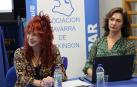 Carolina Cabello, enfermera de neurología, e Itziar Gastón, neuróloga del HUN, en la jornada de Parkinson.