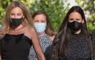 Ana Obregón y Carolina Monje, en una foto del funeral de Aless Lequio