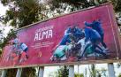 Una frase de Michael Robinson ilustra el cartel colocado por Osasuna