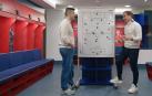 Jagoba Arrasate junto a Álvaro Benito durante la grabación de 'El Míster'