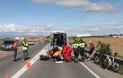 Atropello a tres ciclistas en Cadreita.