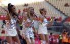 La versión cantada del himno de España de la cantante Marta Sánchez ha provocado la primera división entre las aficiones del Osasuna y el Real Madrid