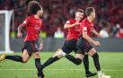 Aridane y David García celebran con Lucas Torró el gol que suponía el empate