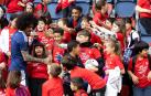 Fotos del entrenamiento de Osasuna en El Sadar ante 4.000 escolares de ‘Aula Rojilla’.