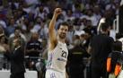 Sergio Llull celebra el triunfo ante el Partizán