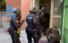 Agentes de Policía Nacional, durante la operación