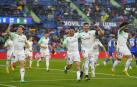 Los jugadores rojillos celebran el gol del Chimy en Getafe