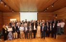 Grupo de asistentes y homenajeados en la asamblea de Alinar, celebrada en Logroño