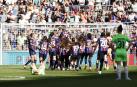 Las jugadora del F.C. Barcelona celebran el triunfo en la final de la Champions tras vencer por 3-2 al Wolfsburgo alemán