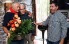 Patxi Rodríguez (presidente de la Asociación de Txistularis), que recibió un homenaje en la presentación, junto a Iñaki Redín y Juanma Garro (responsable de prensa  y presidente de Lacturale)