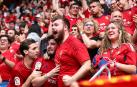Aficionados rojillos celebran el pase a la Conference